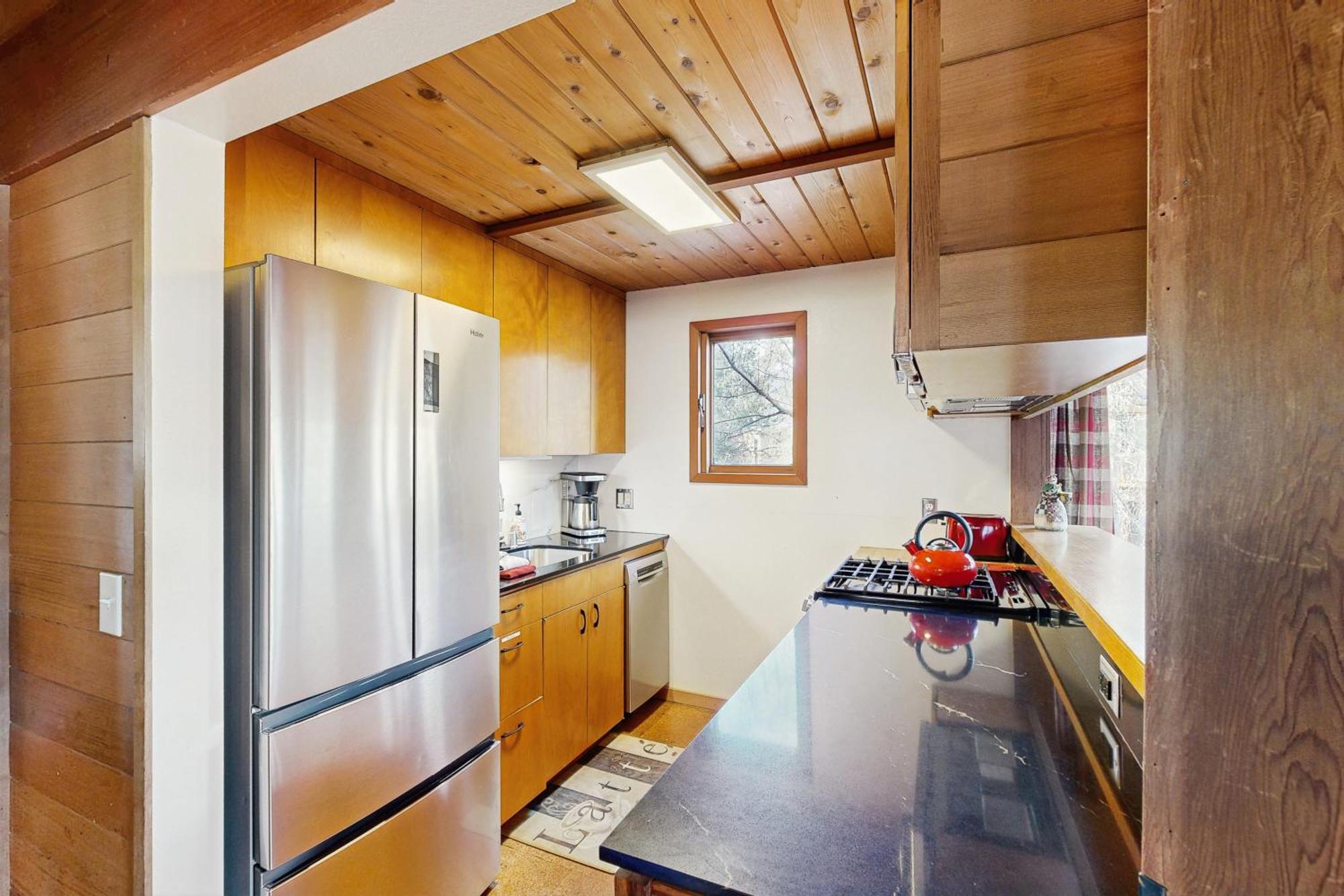 Cedar Chalet On Davos Girdwood Exterior photo